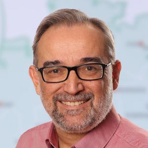 Dott. Konstantinos Kapetanios Dott. Konstantinos Kapetanios